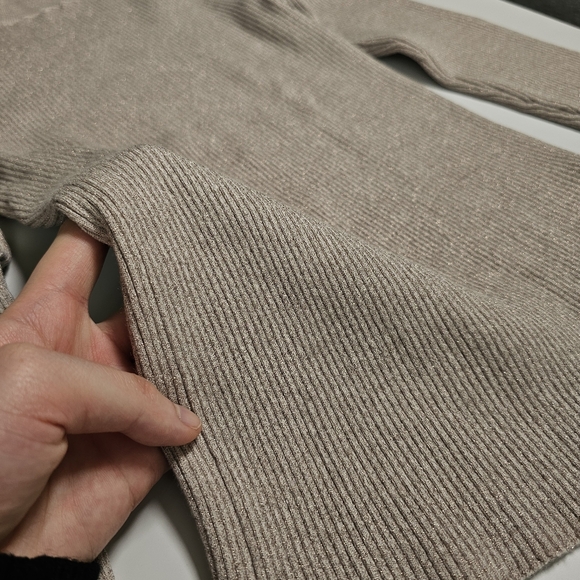 SNIDEL Lamé Rib Knit Long Sleeve Turtle Neck - size F (ONE SIZE), approx. XS-M - Picture 2 of 8